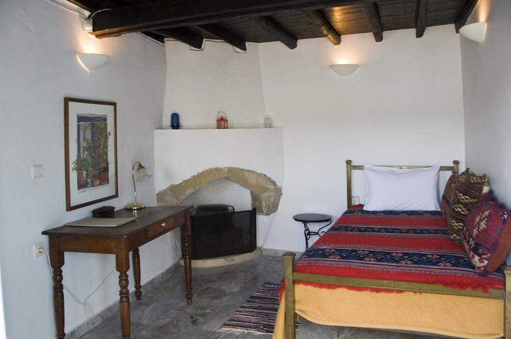 Τhe White Houses Makrýgialos 部屋 写真