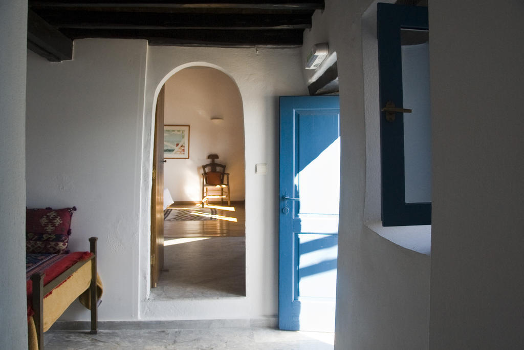 Τhe White Houses Makrýgialos 部屋 写真