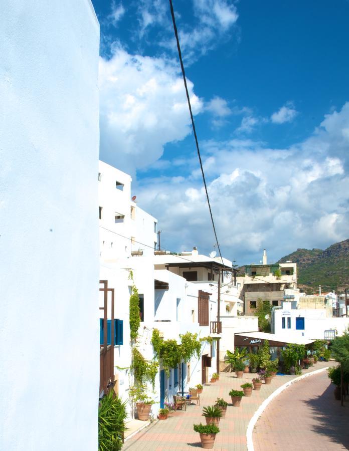 Τhe White Houses Makrýgialos エクステリア 写真